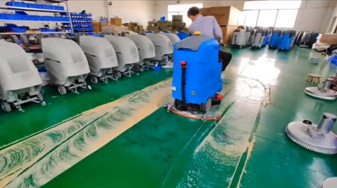深圳2023年还在用人工的物业保洁不妨试试洗地机吧